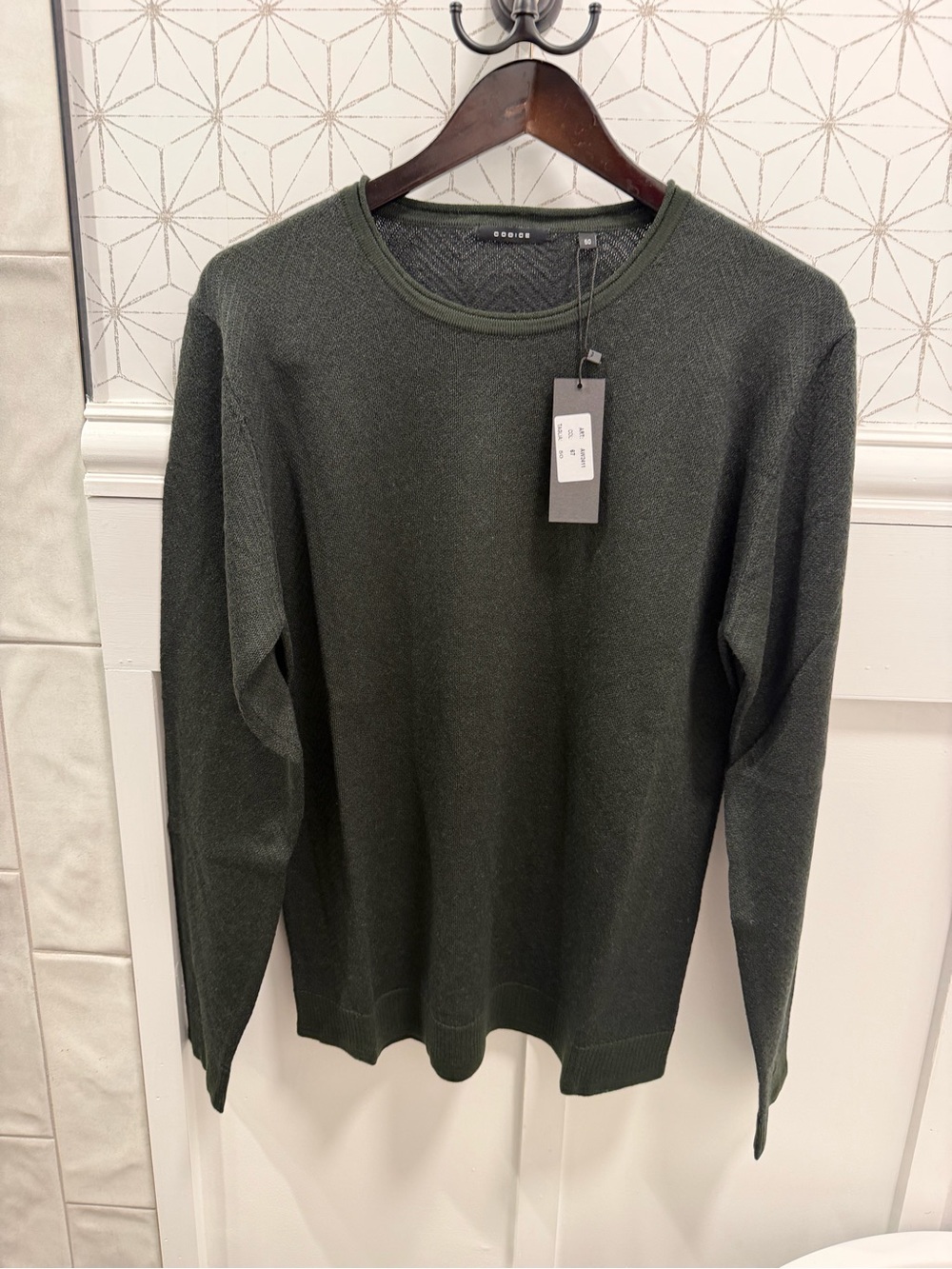 Codice Men’s Merino Wool Blend Crewneck Sweater – Size 50 – NWT. Men’s Medium